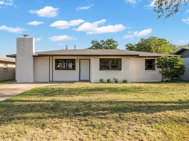 House for sale in Howard, Texas