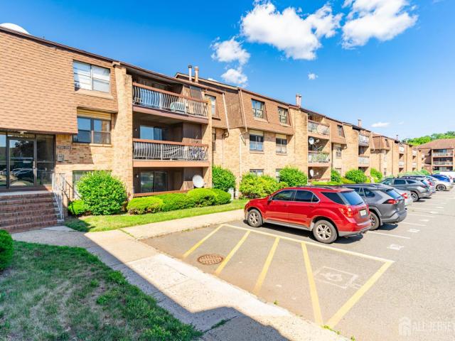 Condo for sale in Edison, New Jersey