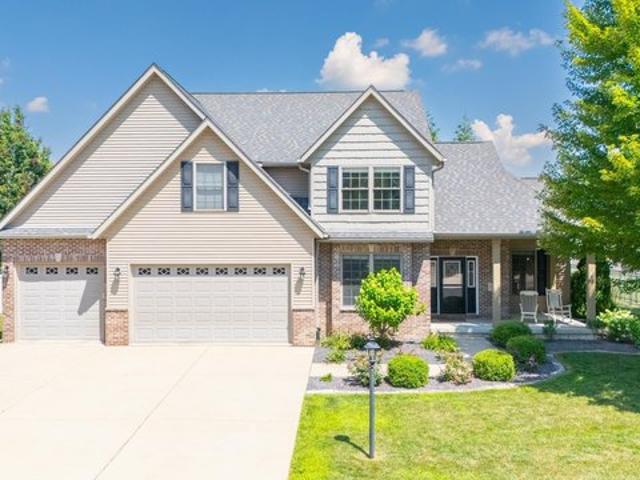House for sale in Washington, Illinois
