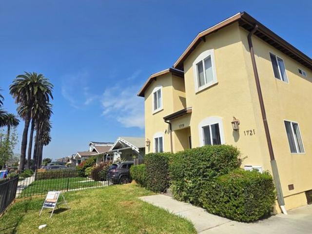 Property for rent in Canoga Park, California