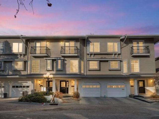 Townhouse for sale in Northwest, Alberta