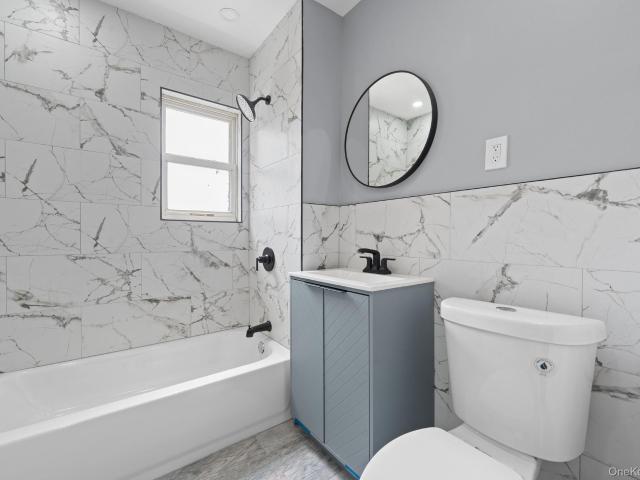 House for sale in Queens, Arverne