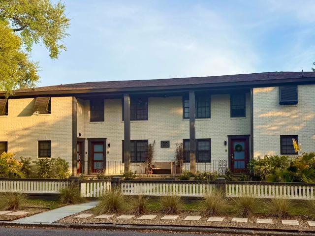 Townhouse for sale in Charleston, South Carolina