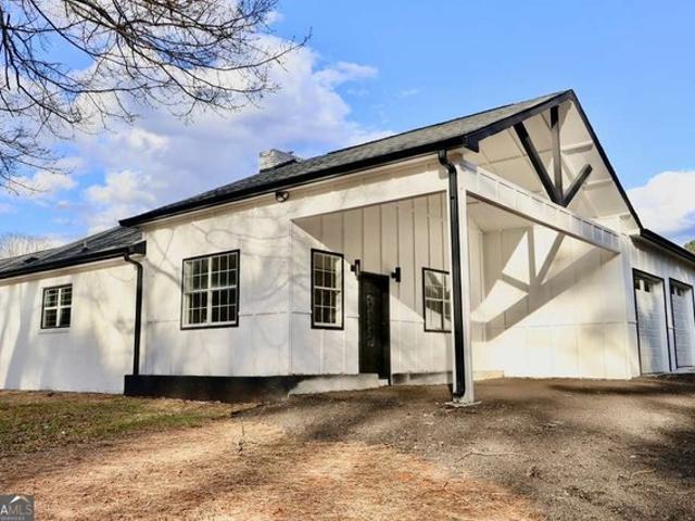 House for sale in Newnan, Georgia
