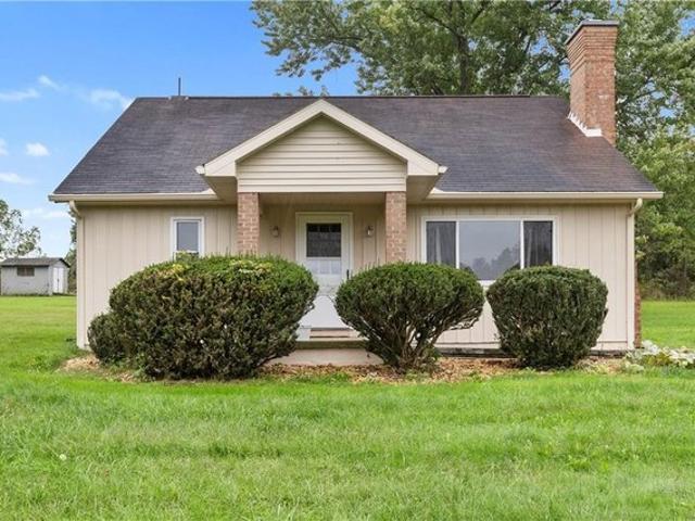House for sale in Clinton, Findlay Township