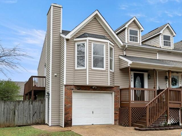 Townhouse for sale in Trussville, Alabama