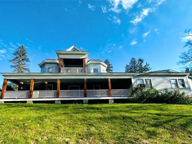 House for sale in Harpersfield, New York