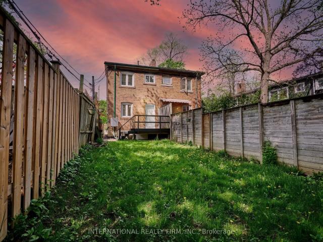 House for rent in Toronto—St. Paul's, Toronto
