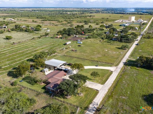 House for sale in Bloomington, Victoria County