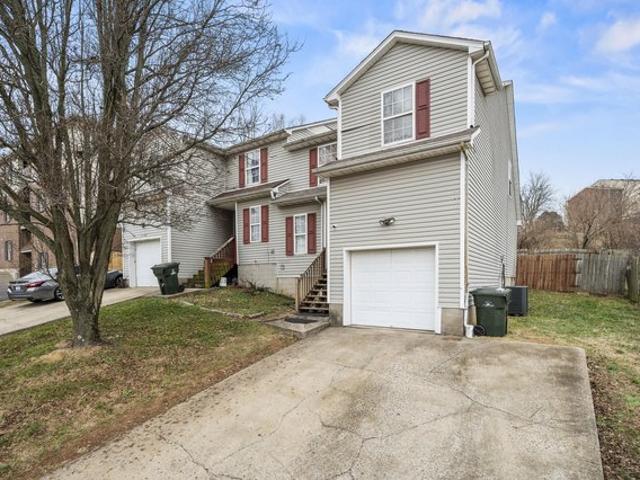 Townhouse for sale in Georgetown, Kentucky