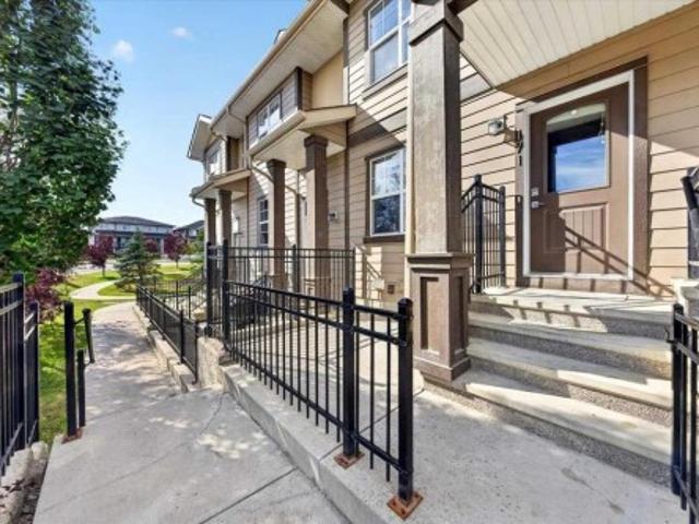 Townhouse for sale in Evanston, Calgary