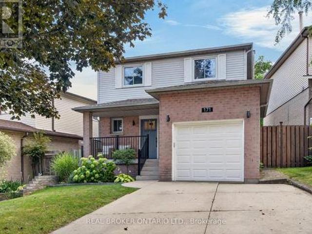 House for sale in Ancaster, Ontario