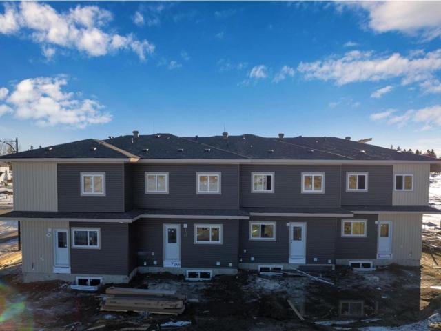 Townhouse for sale in Stony Plain, Alberta