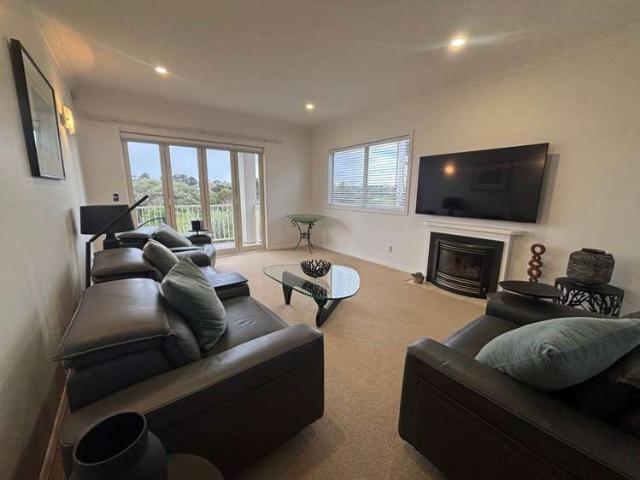 House for rent in Whangaparaoa
