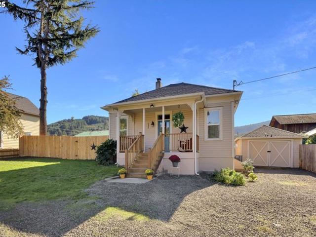 House for sale in Oregonia