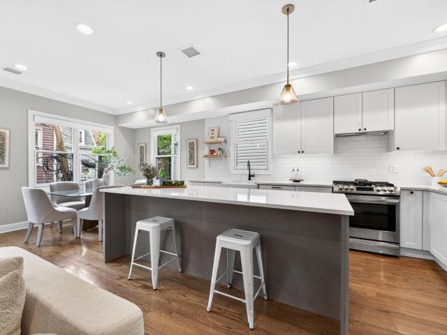 Condo for sale in Hudson, New Jersey