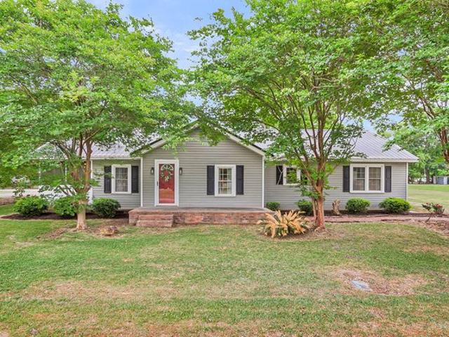 House for sale in Harleyville, South Carolina