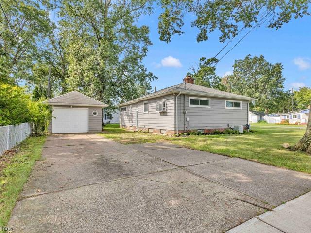 Property for rent in The 45s, Avon Lake
