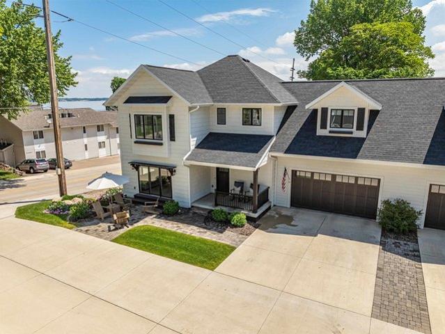 House for sale in Arnolds Park, Iowa