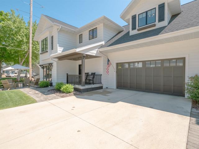 House for sale in Arnolds Park, Iowa