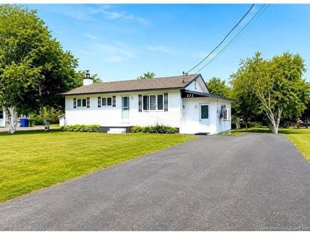 House for sale in Caraquet, New Brunswick