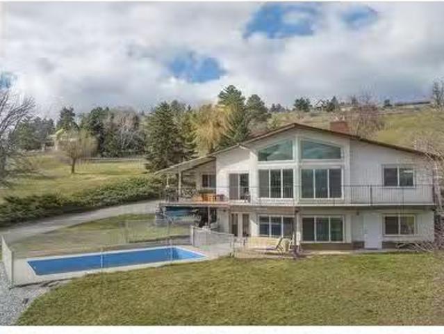 House for sale in Spallumcheen, British Columbia