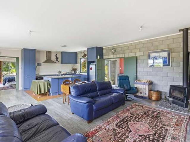 Property for sale in Peka Peka, Wellington