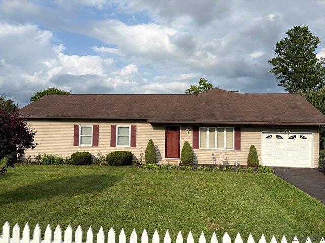 House for sale in Dunlo, Pennsylvania