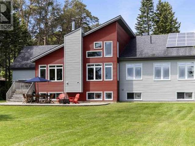 House for sale in Sault Sainte Marie, Ontario