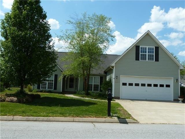 House for sale in Hoopers Creek, Fletcher