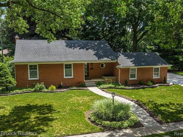 House for sale in Bloomfield Hills, Michigan