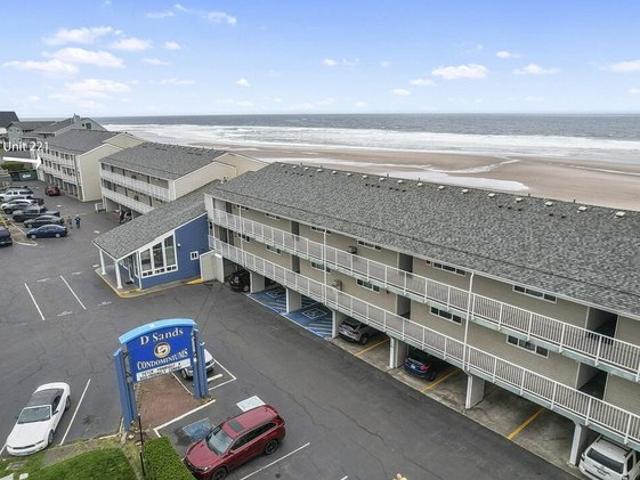 Condo for sale in Oregonia