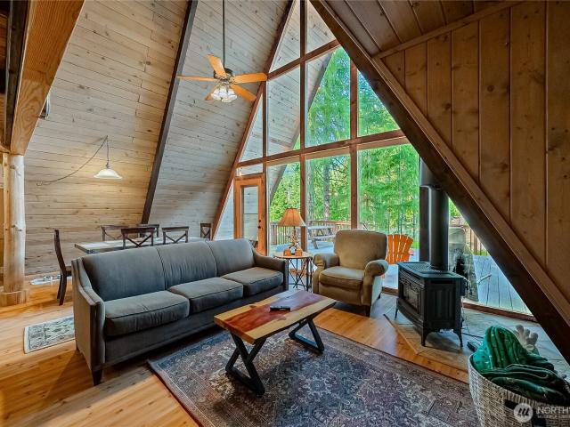 House for sale in Packwood, Lewis County