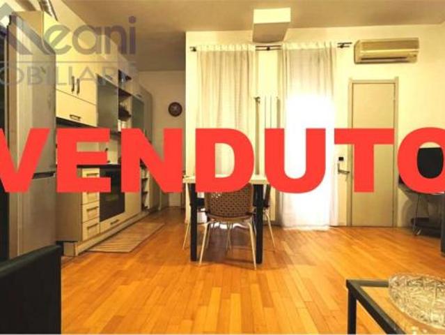 Monolocale in vendita a Noverasco, Locate Triulzi