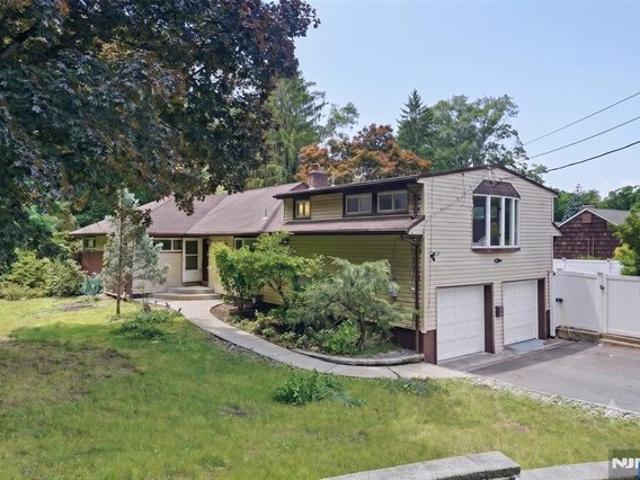 House for sale in Hillsdale, New Jersey