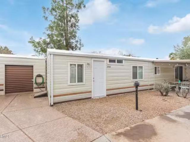 House for sale in Surprise