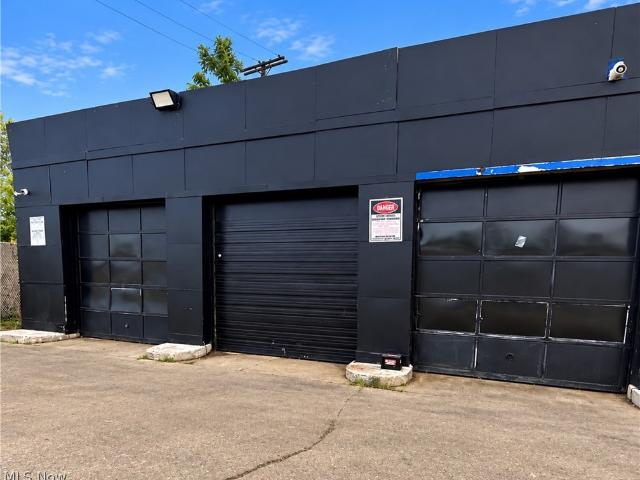 Commercial for sale in South Collinwood, Cleveland