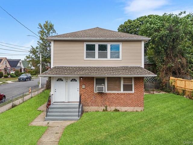 House for sale in Queens, Arverne