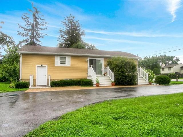 House for sale in Downers Grove, Illinois