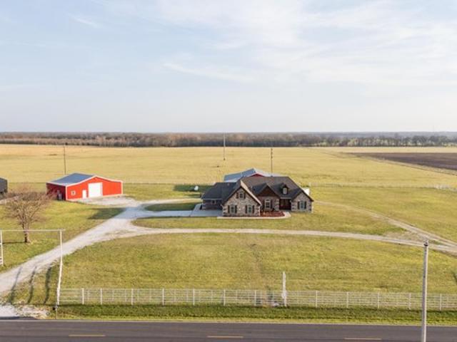 Farm for sale in Carthage, Missouri