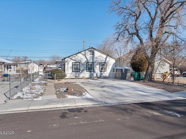 House for sale in Sparks, Washoe County