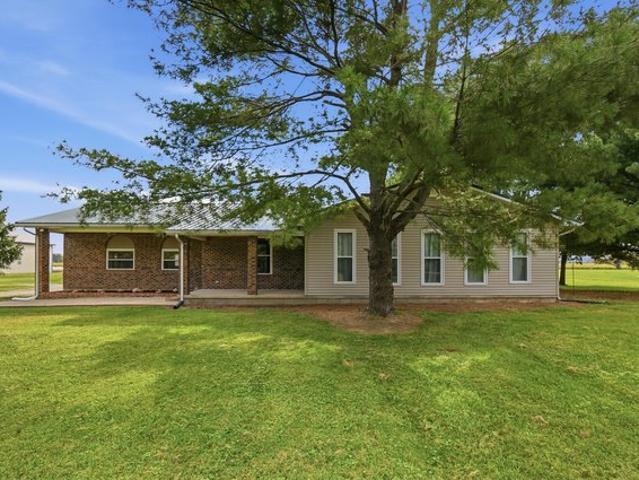 House for sale in Jamestown, Ohio