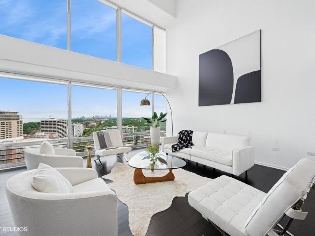 Condo for sale in Evanston, Illinois