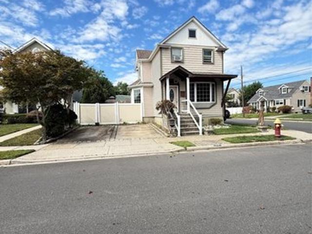 House for sale in Merrick, Nassau County