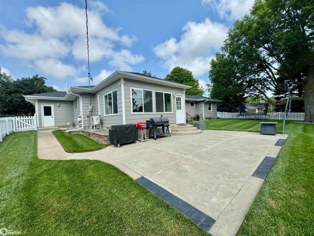 House for sale in Carroll, Iowa