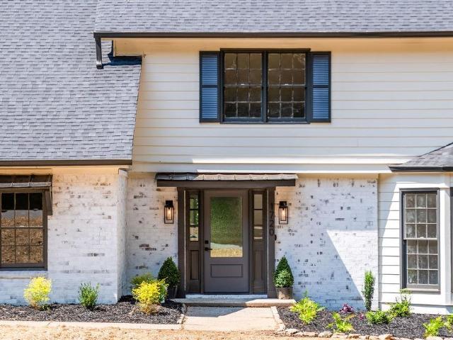 House for sale in Roswell, Georgia