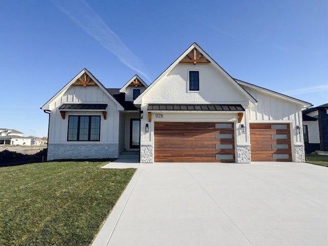 House for sale in Urbandale, Iowa