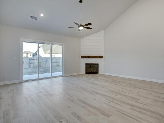 House for sale in Manor