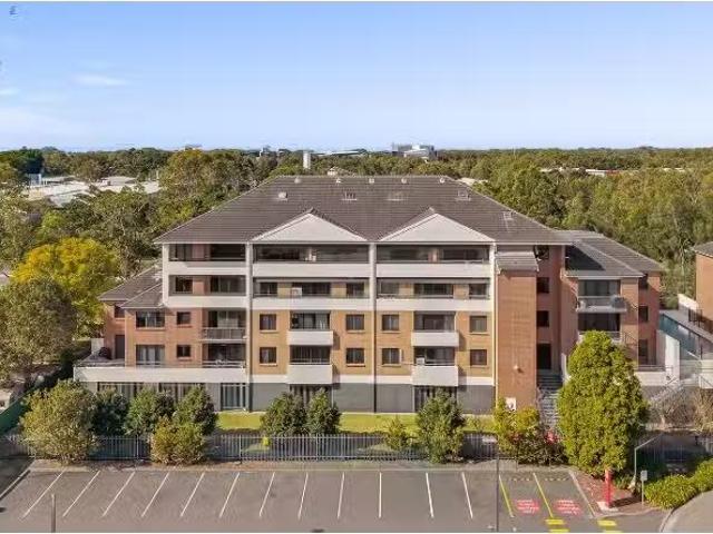 Apartment for rent in Wollongong West, New South Wales