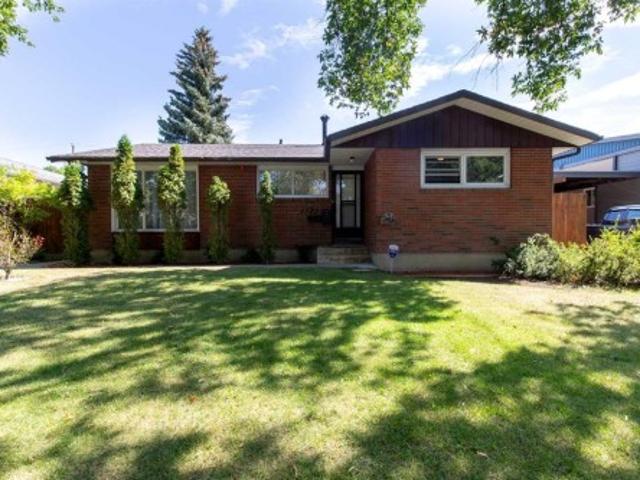 House for sale in Agnes Davidson, Lethbridge